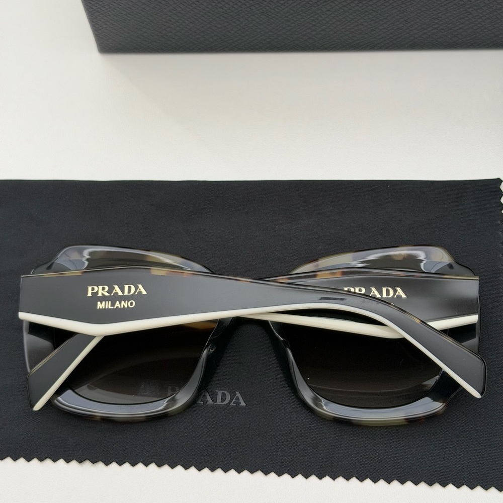 Prada Tortoise Shell Sunglasses - Picture 4 of 16